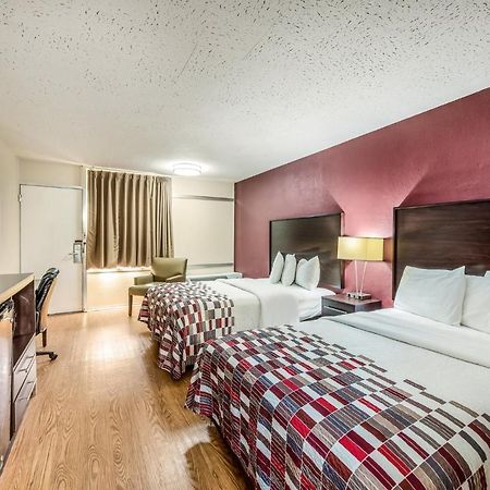 Red Roof Inn & Suites Wapakoneta Экстерьер фото