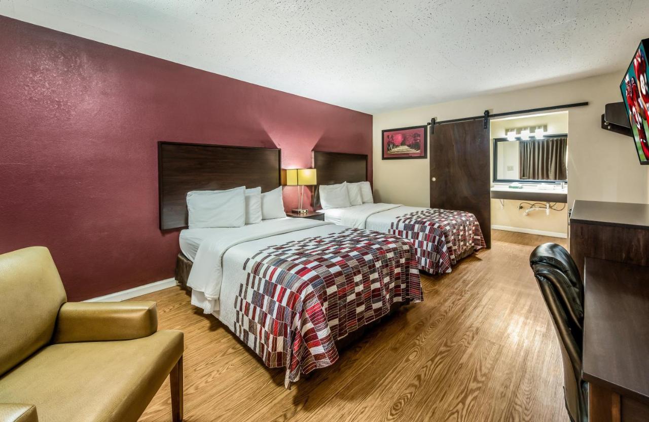 Red Roof Inn & Suites Wapakoneta Экстерьер фото