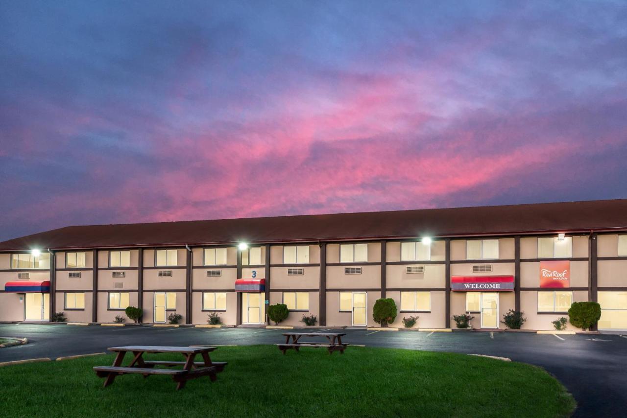 Red Roof Inn & Suites Wapakoneta Экстерьер фото
