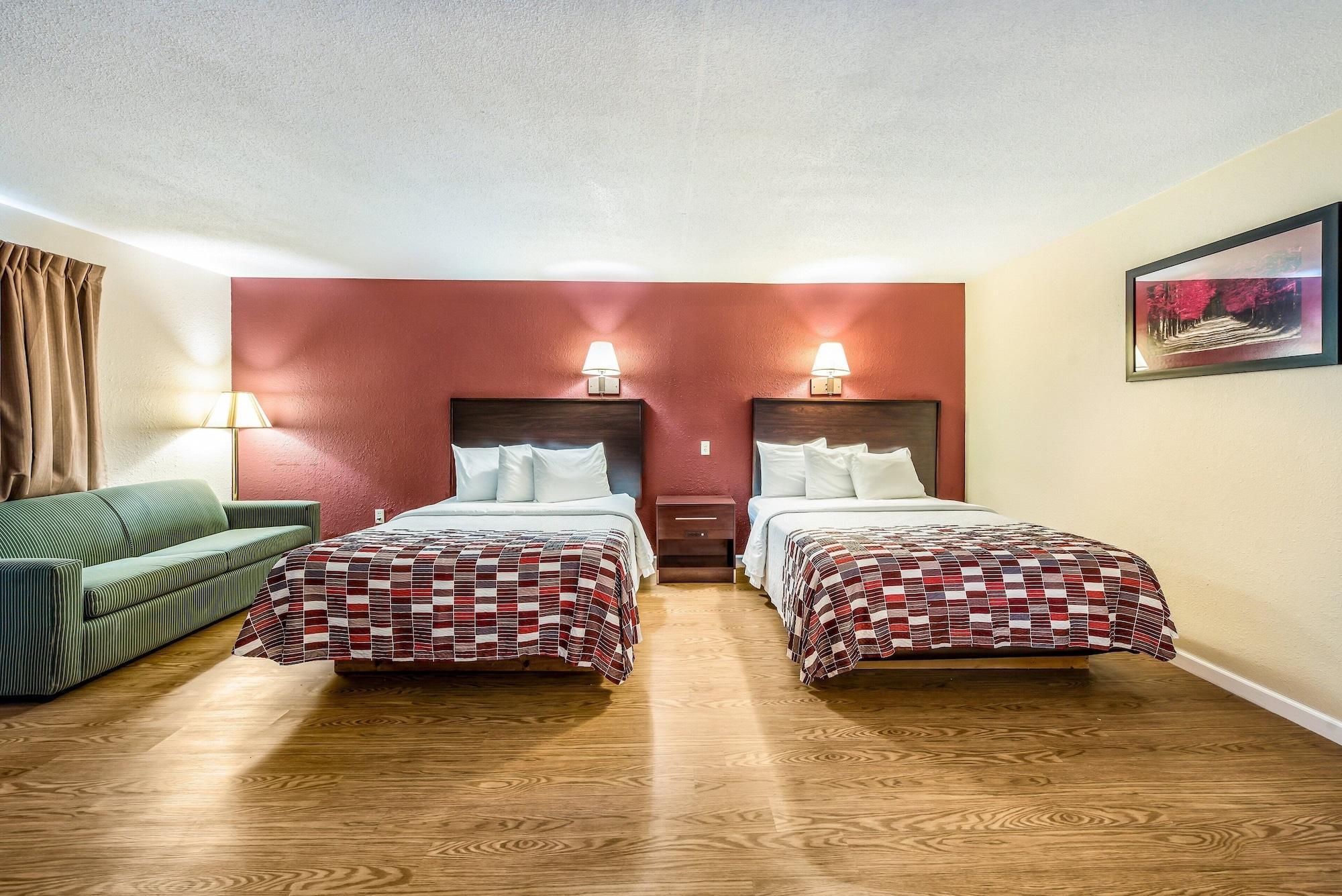Red Roof Inn & Suites Wapakoneta Экстерьер фото