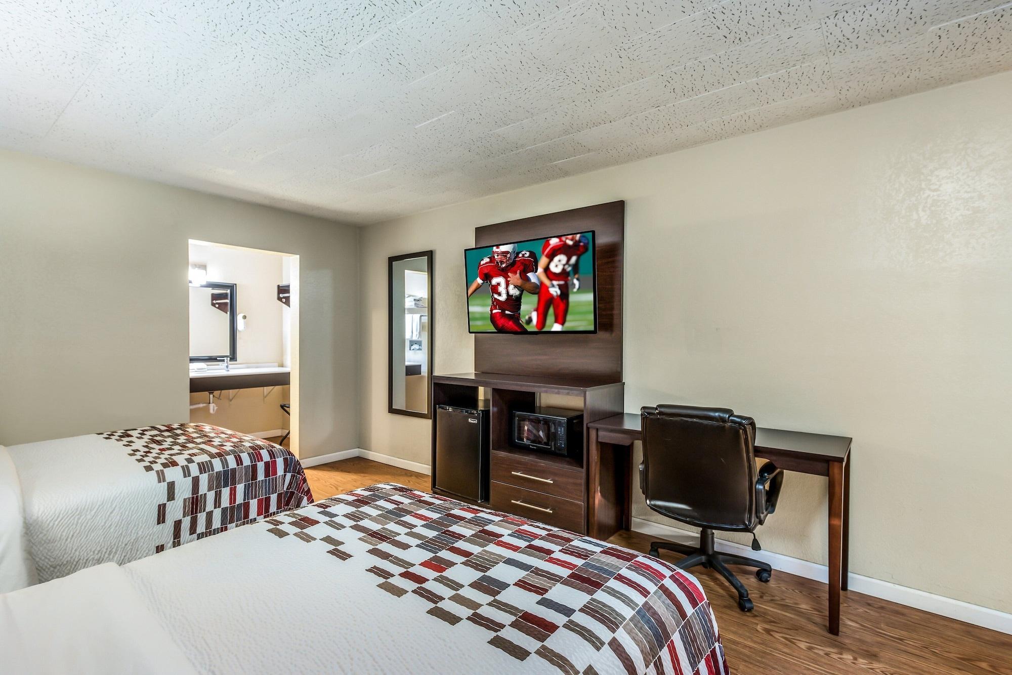 Red Roof Inn & Suites Wapakoneta Экстерьер фото