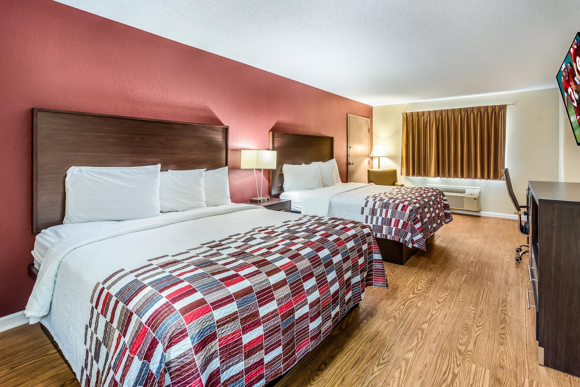 Red Roof Inn & Suites Wapakoneta Экстерьер фото