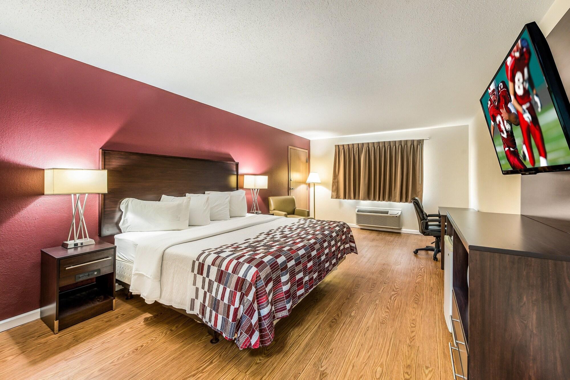 Red Roof Inn & Suites Wapakoneta Экстерьер фото