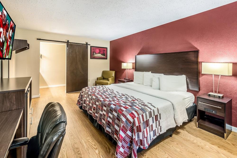 Red Roof Inn & Suites Wapakoneta Экстерьер фото